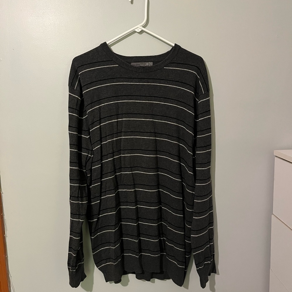 Old Navy Sweater